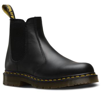 Bota antideslizante, con elßsticos laterales, negra, unisex Dr. Martens DMR24383001 Chelsea 2976